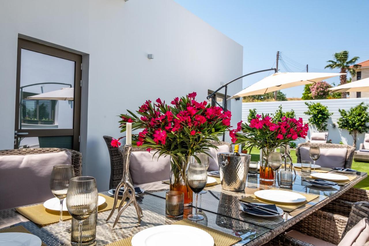 Rooms At Villa Amour Cyprus Voroklini Exterior photo