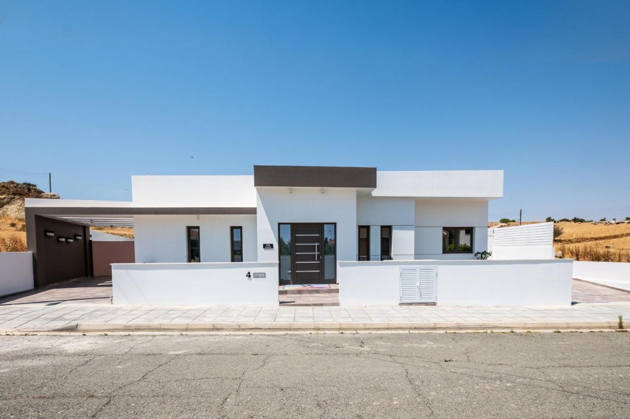 Rooms At Villa Amour Cyprus Voroklini Exterior photo