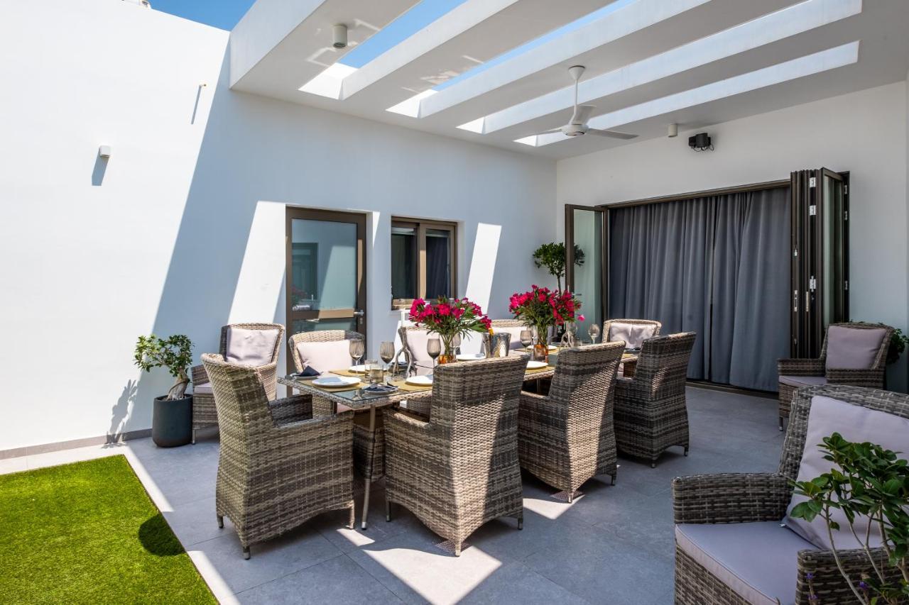 Rooms At Villa Amour Cyprus Voroklini Exterior photo